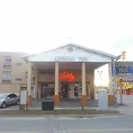 Admiral Inn By The Falls
