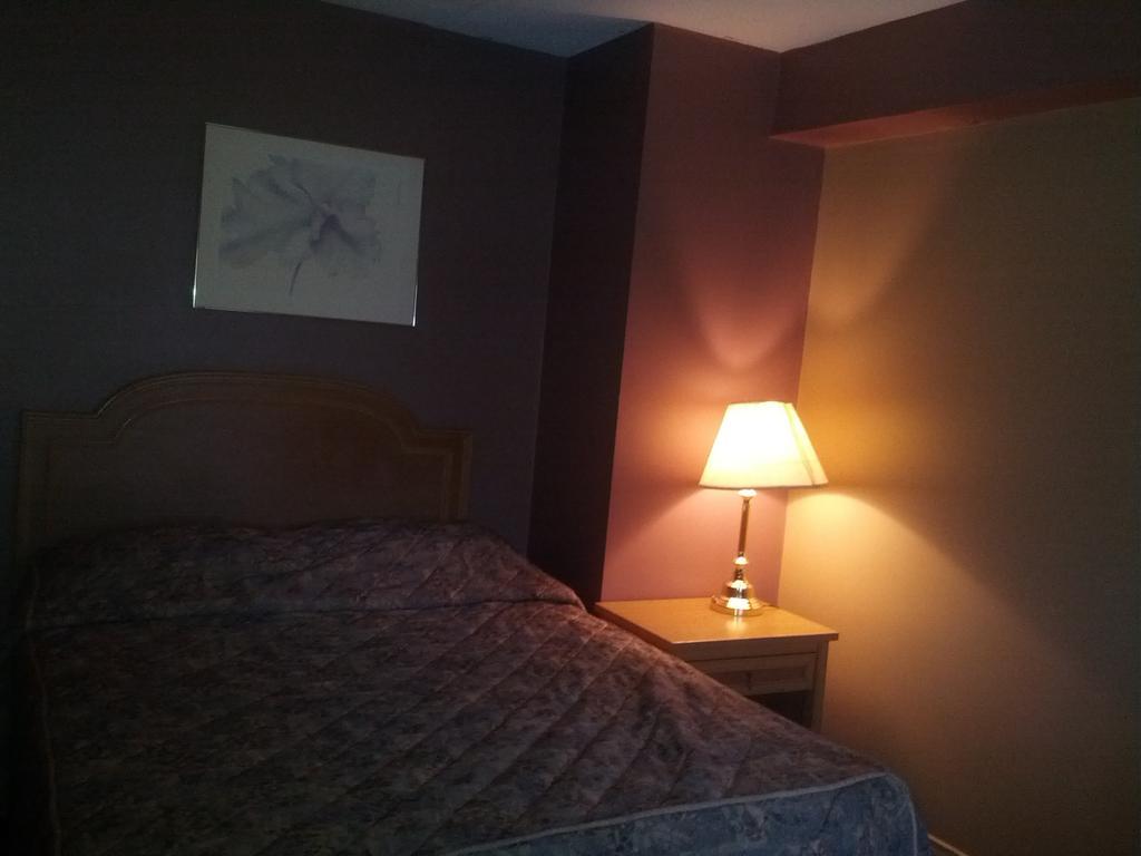 Hotel Admiral By The Falls