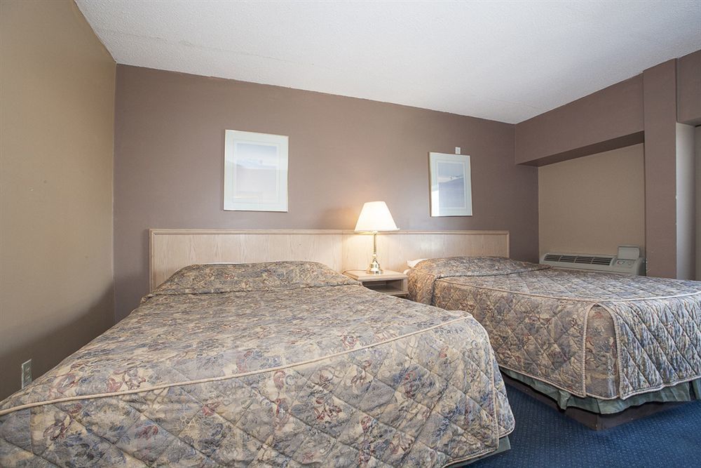 Admiral By The Falls Hotel Niagara Falls